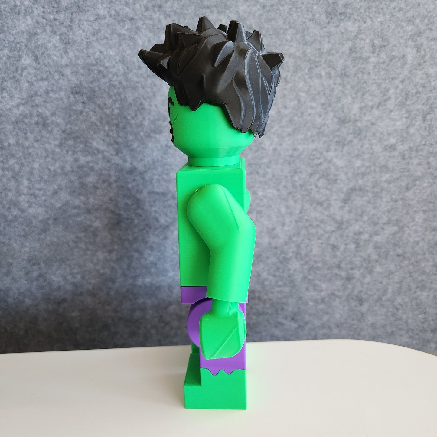 Big Bricks The Incredible Hulk | 3D Printed | Art Decor - 9in Tall