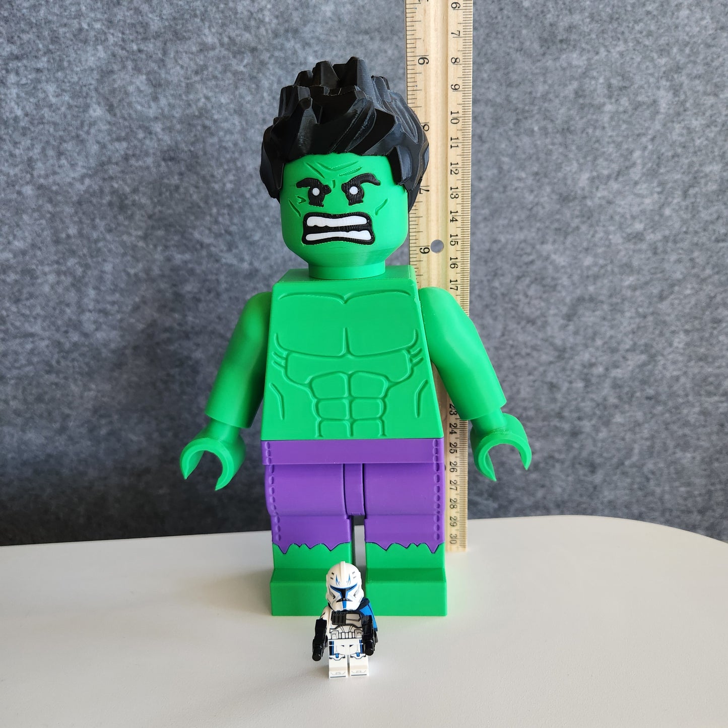 Big Bricks The Incredible Hulk | 3D Printed | Art Decor - 9in Tall