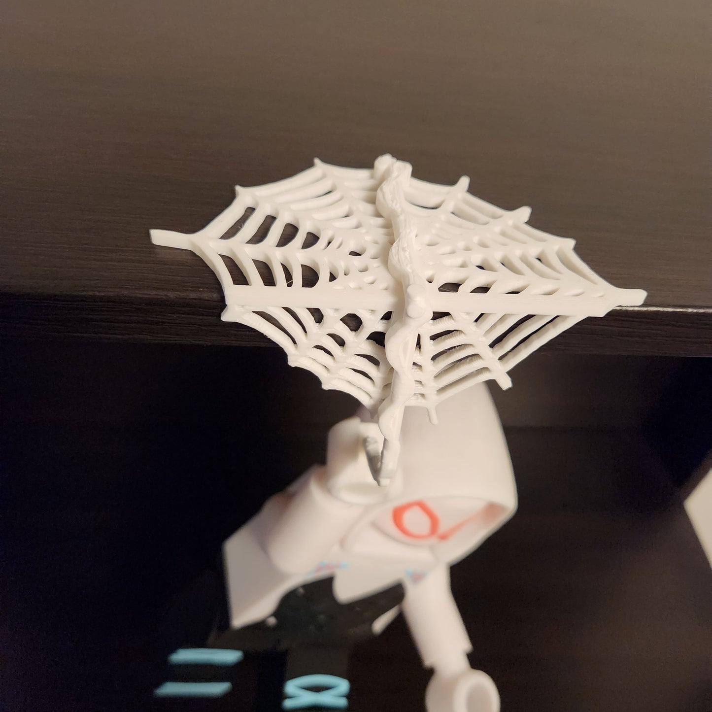 3D Printed Shelf Web for Big Bricks Characters