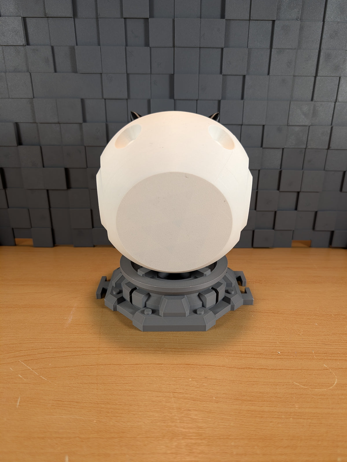3D Printed | Umbreon in the Healing Pod | Print to Order
